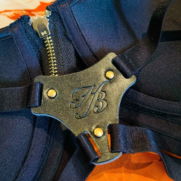 Honey Birdette black Vicki Vette bra 14E new with tags zip front/leather holster - Picture 10 of 12